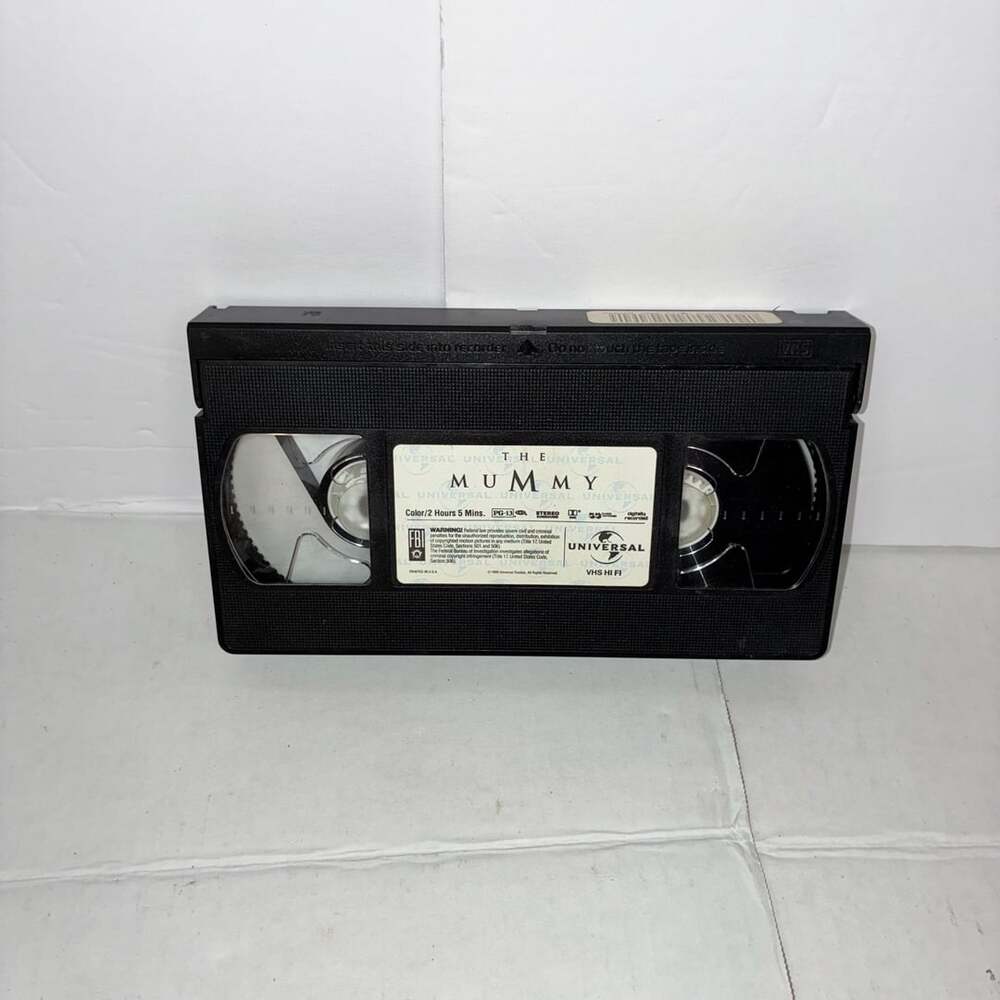 Universal The Mummy VHS Tape 1999 Movie Brendan Fraser